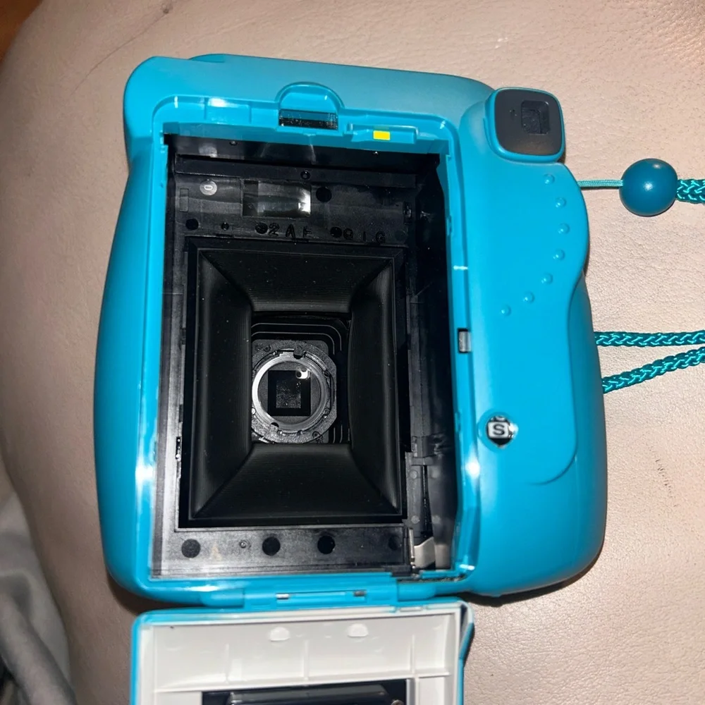 Fujifilm Instax Mini 8 Instant Camera - Blue